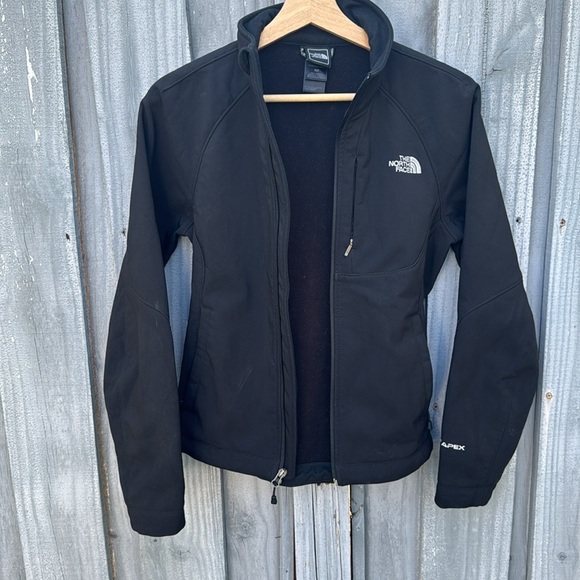 The North Face Black Women's Jacket - Picture 9 of 10
